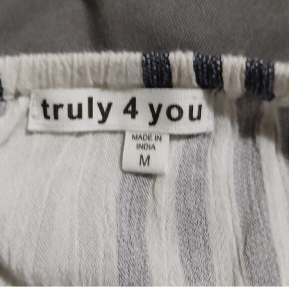 Truly 4 You vertical stripe boho Navy/white tunic M pompom butterfly sleeves - Picture 2 of 8